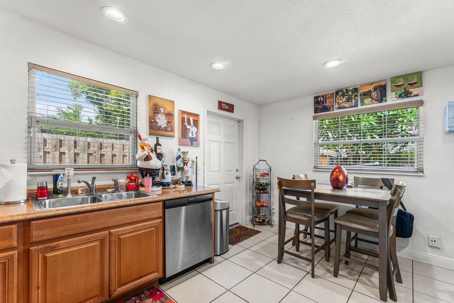 2907 Apalachee Road, Palm Springs, FL 33406 Photo