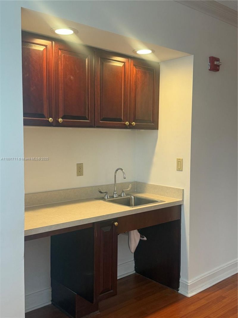 Please Call For Address, Unit 310, Miami Beach, FL 33140 Photo