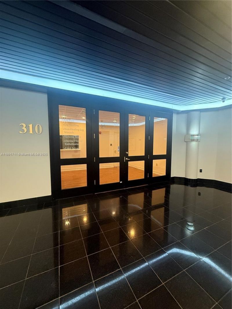 Please Call For Address, Unit 310, Miami Beach, FL 33140 Photo