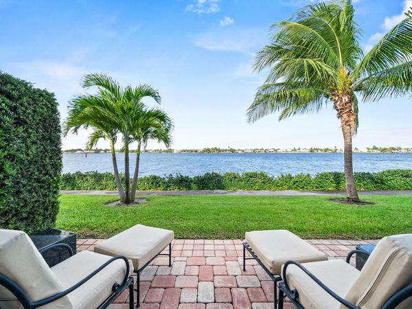 2190 Ibis Isle Road, Unit 2, Palm Beach, FL 33480