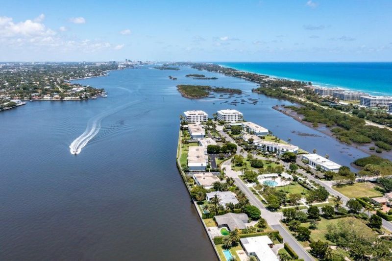 2190 Ibis Isle Road, Unit 2, Palm Beach, FL 33480 Photo