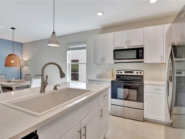 15489 Wildflower CIR, NAPLES, FL 34119