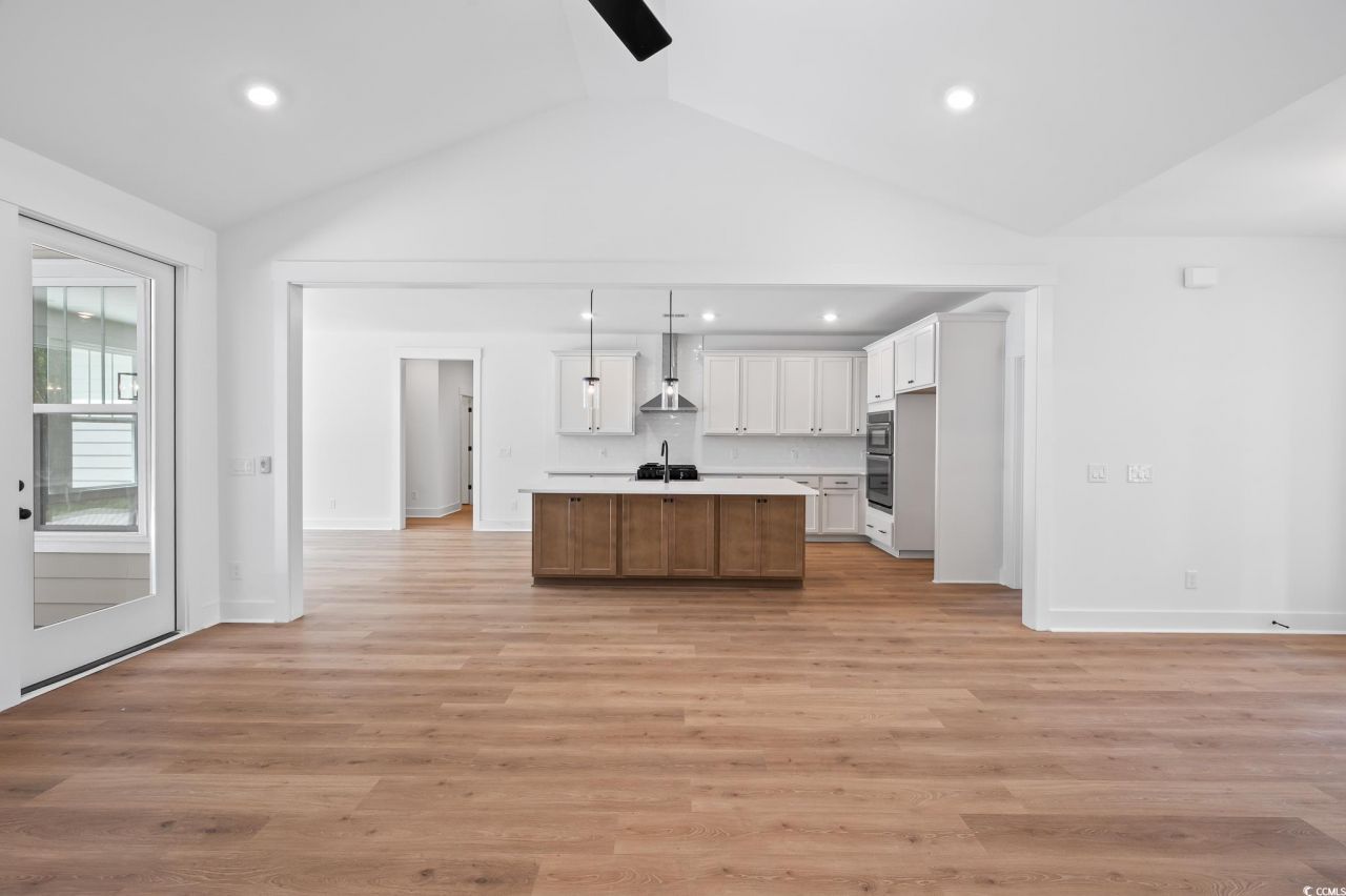 104 Long Bay Golf Pl. Photo 11