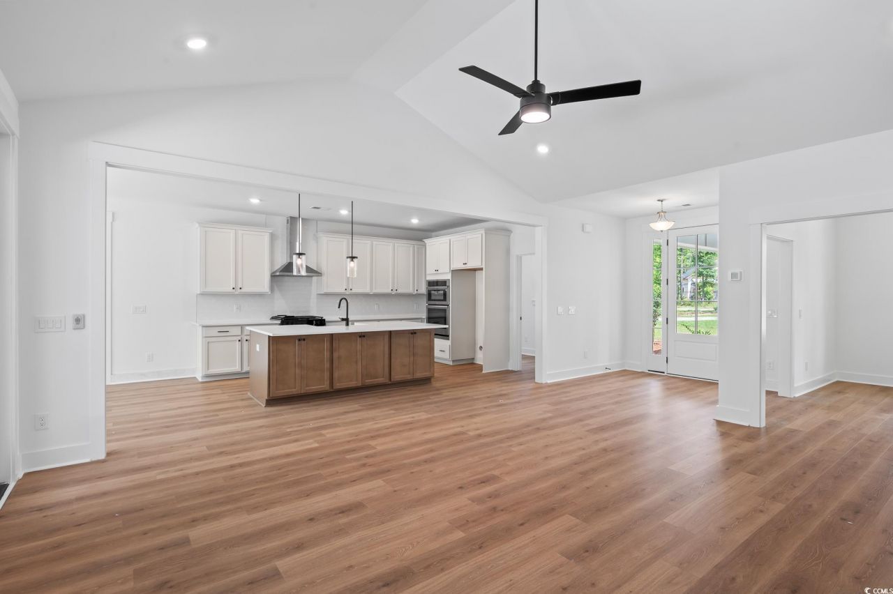 104 Long Bay Golf Pl. Photo 9