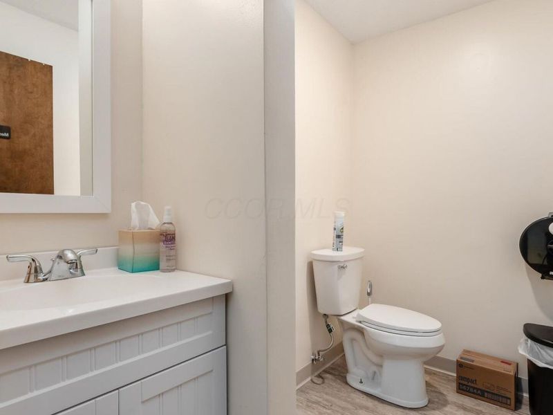 5831 Canal Road NE, Pleasantville, OH 43148 Photo 24