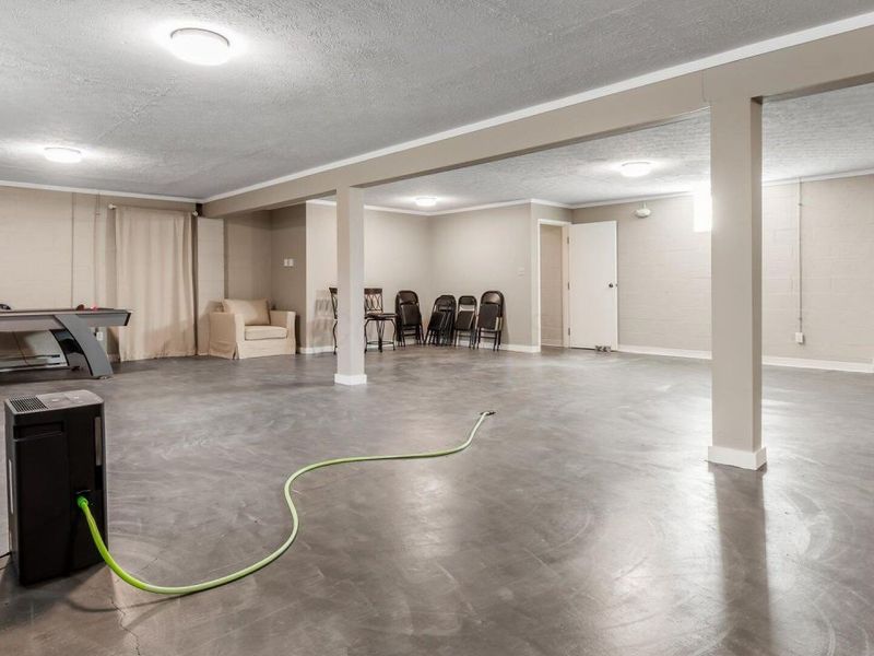 5831 Canal Road NE, Pleasantville, OH 43148 Photo 46