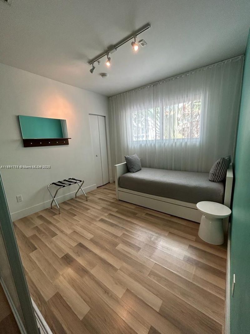 1816 Meridian Ave, Unit 18, Miami Beach, FL 33139 Photo