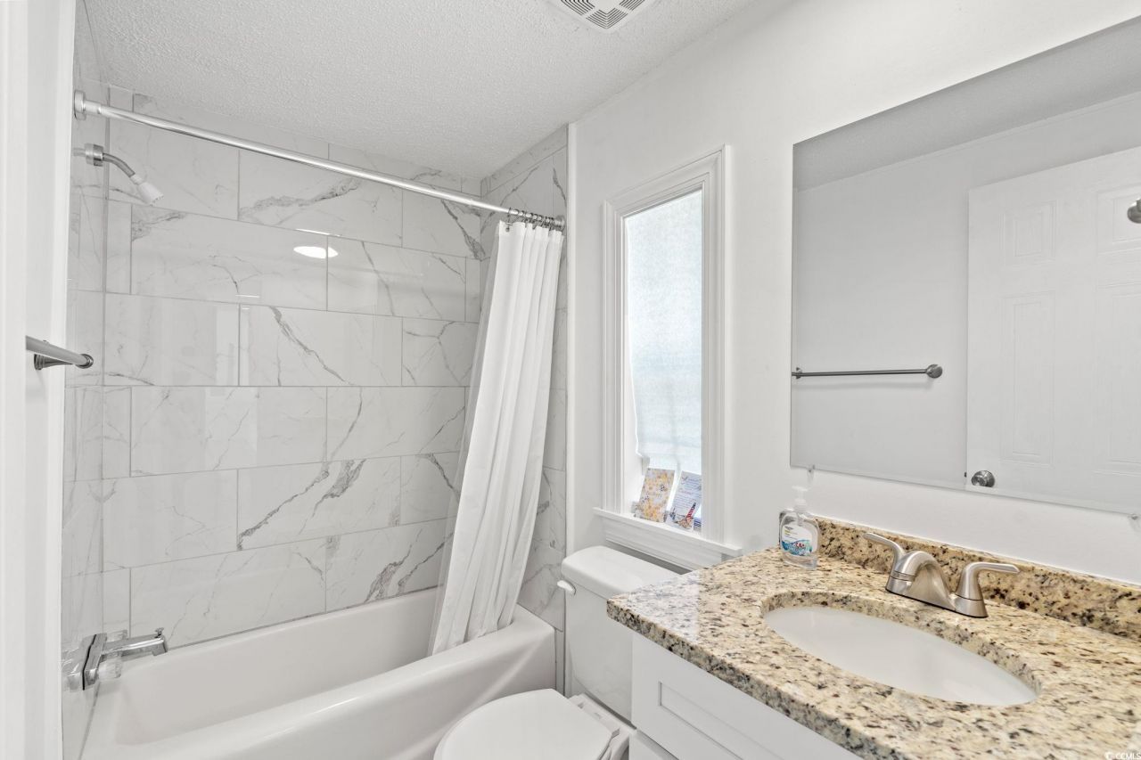 992 Cobblestone Ln. Photo 16