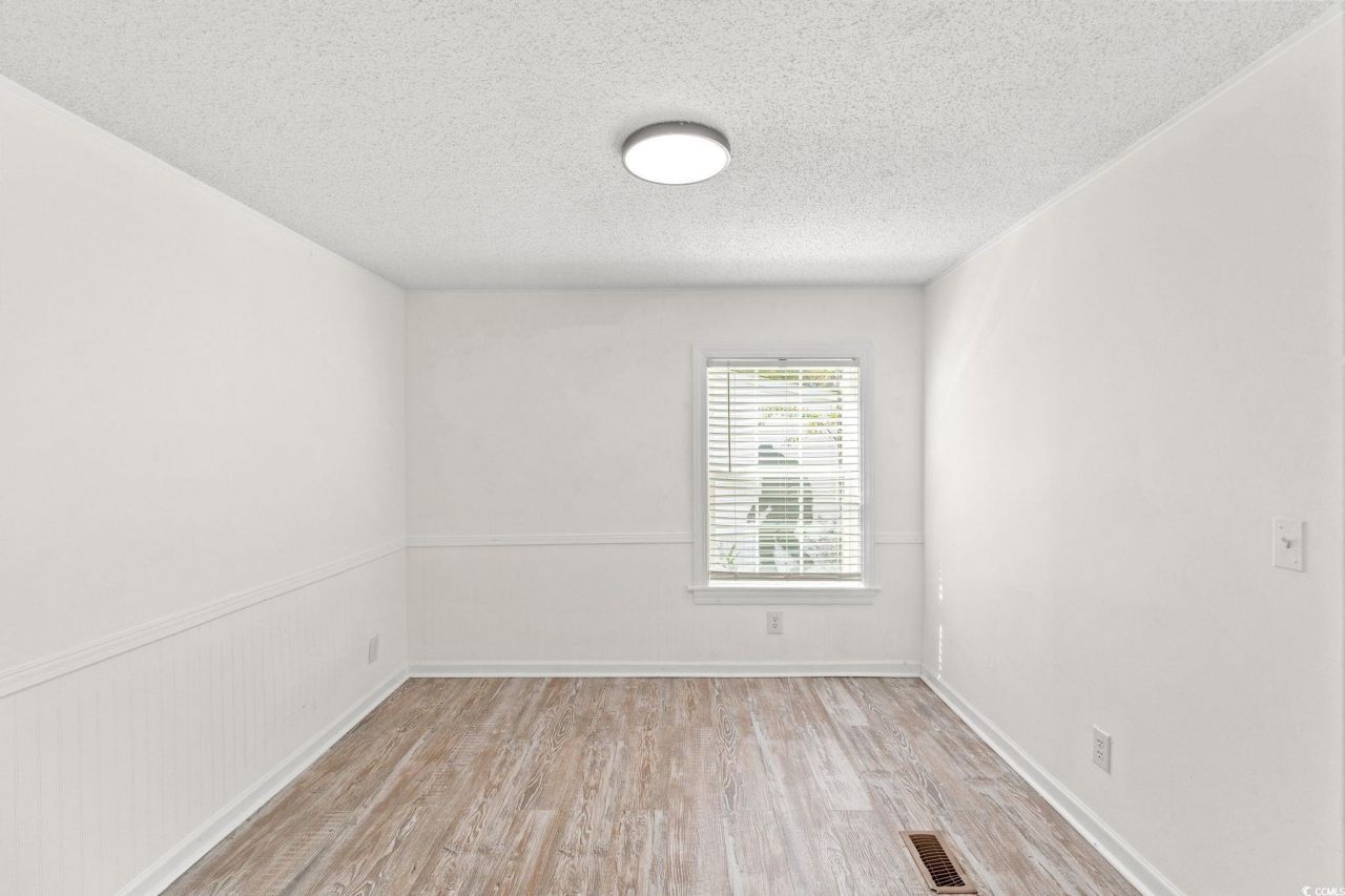 992 Cobblestone Ln. Photo 17