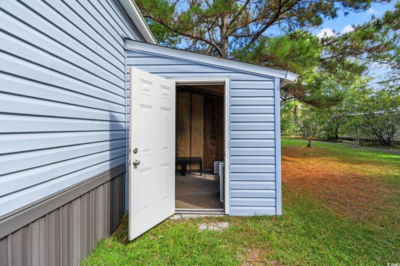 992 Cobblestone Ln. Photo 20