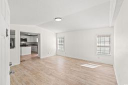 992 Cobblestone Ln. photo 4