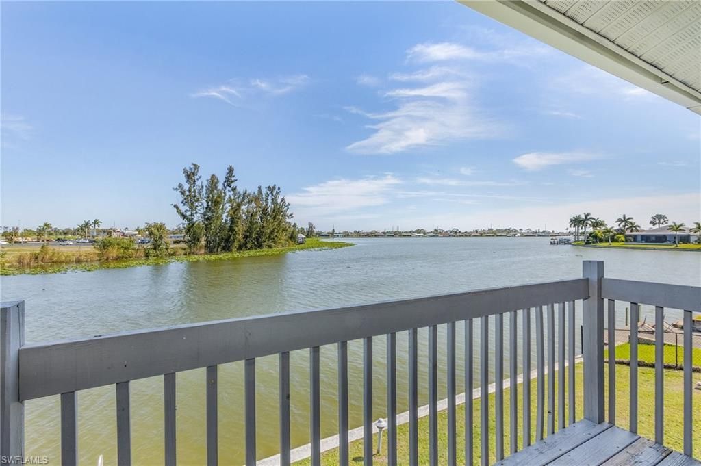 707 SW 3rd Ct, Unit 103, Cape Coral, FL 33991 Photo