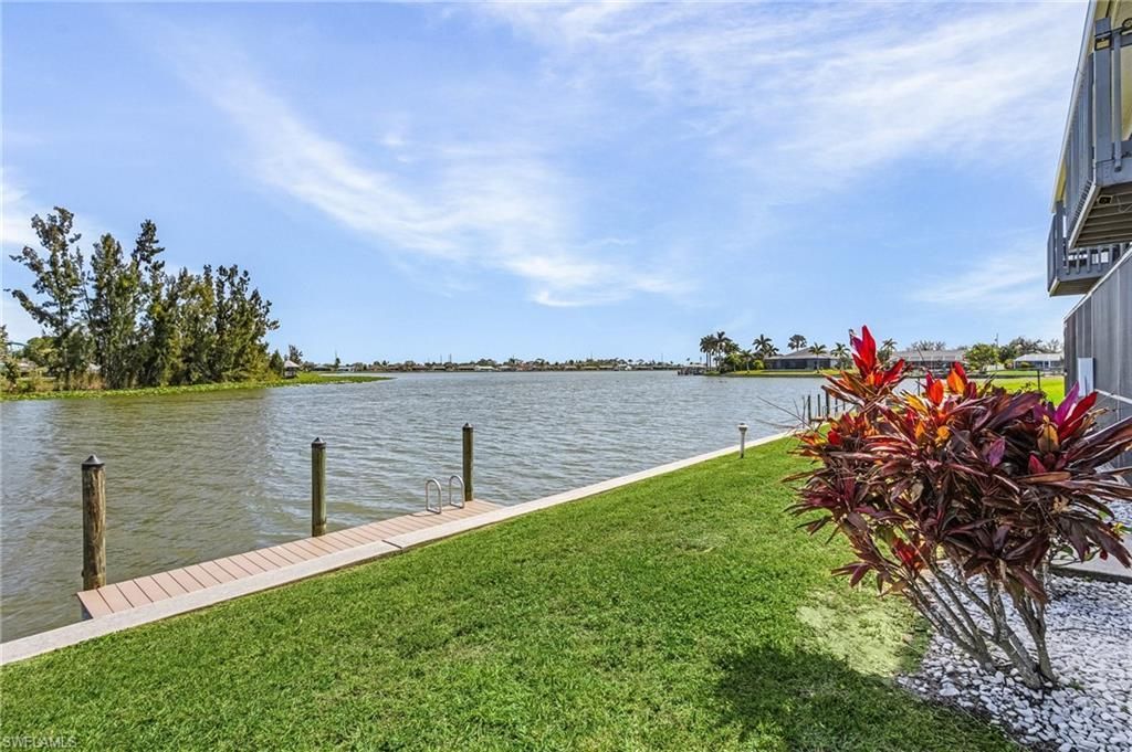 707 SW 3rd Ct, Unit 103, Cape Coral, FL 33991 Photo