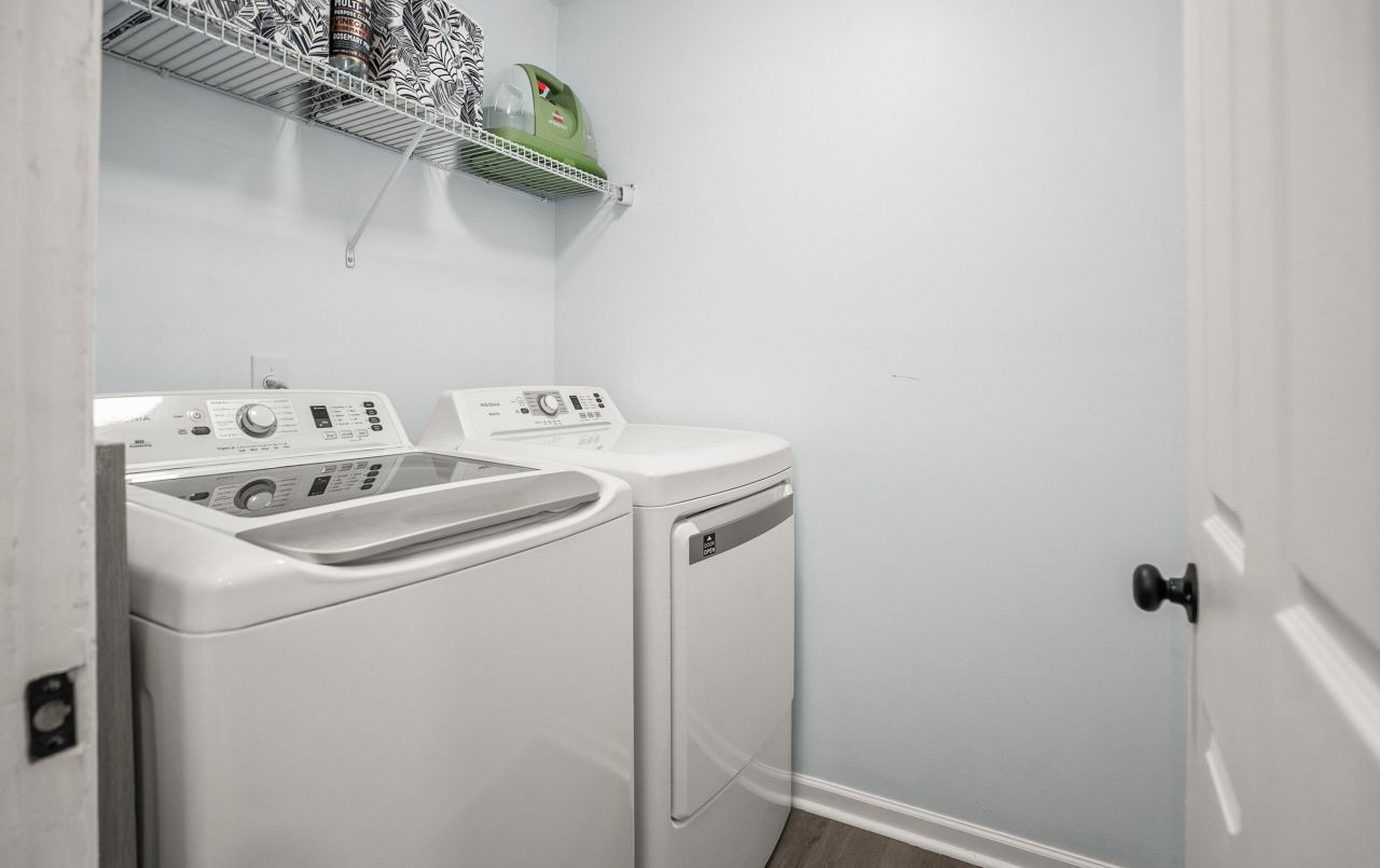 536 Candida Drive Photo 23