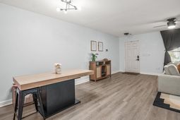 536 Candida Drive photo 4