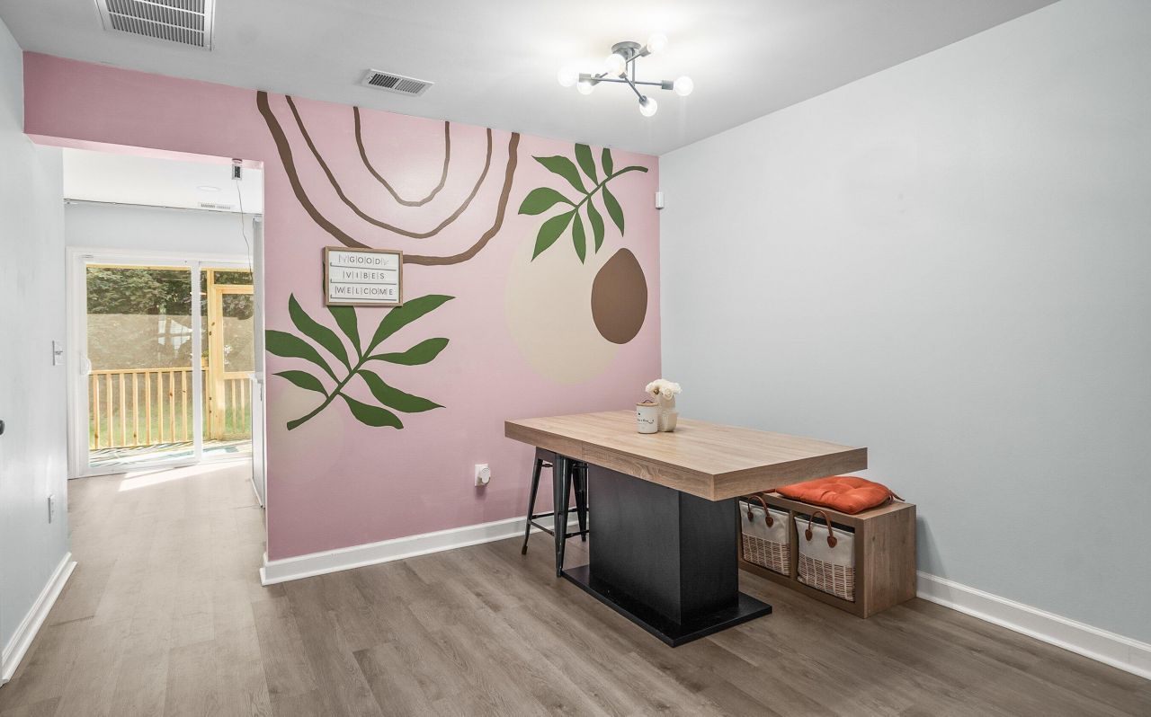 536 Candida Drive Photo 6