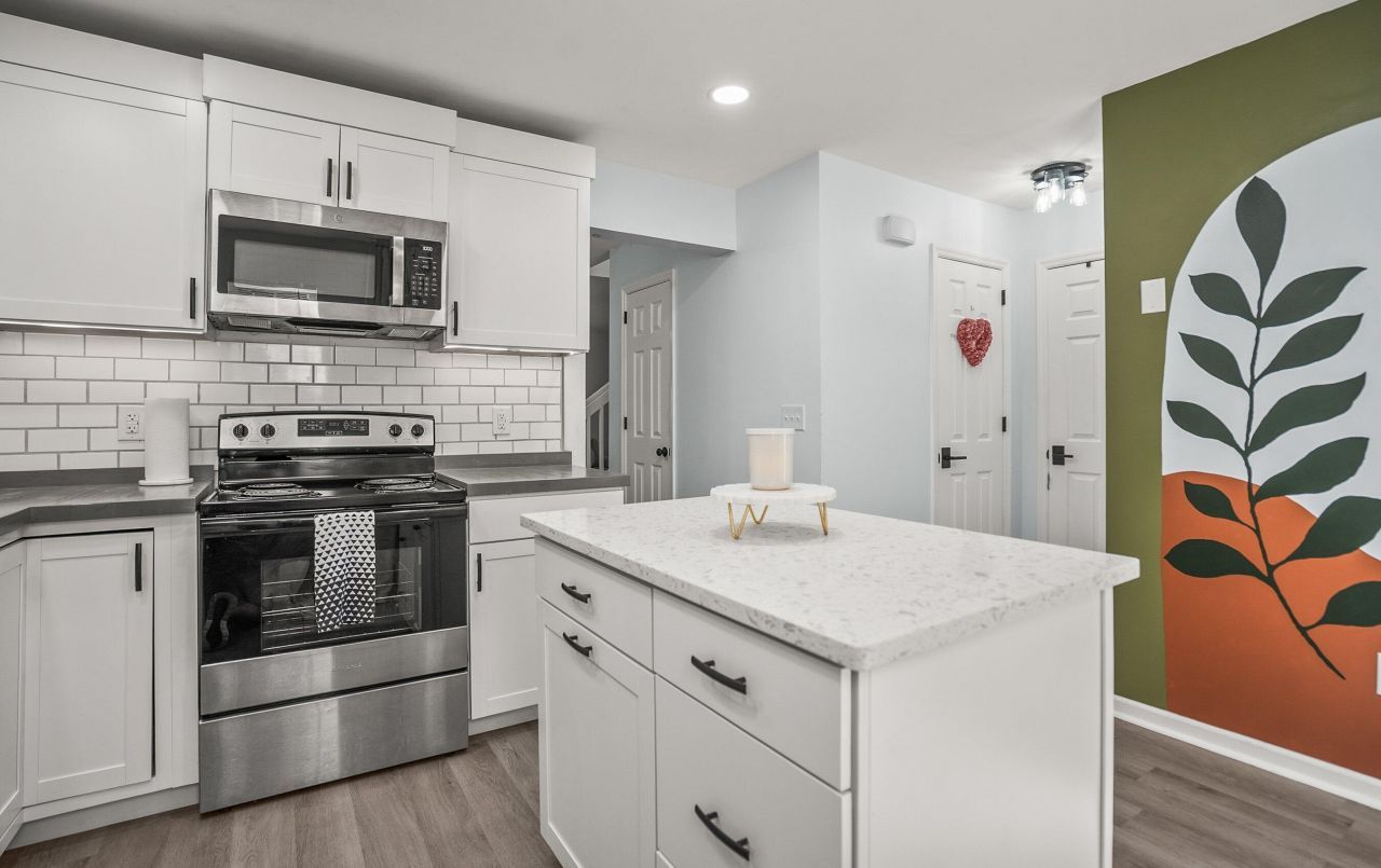 536 Candida Drive Photo 9