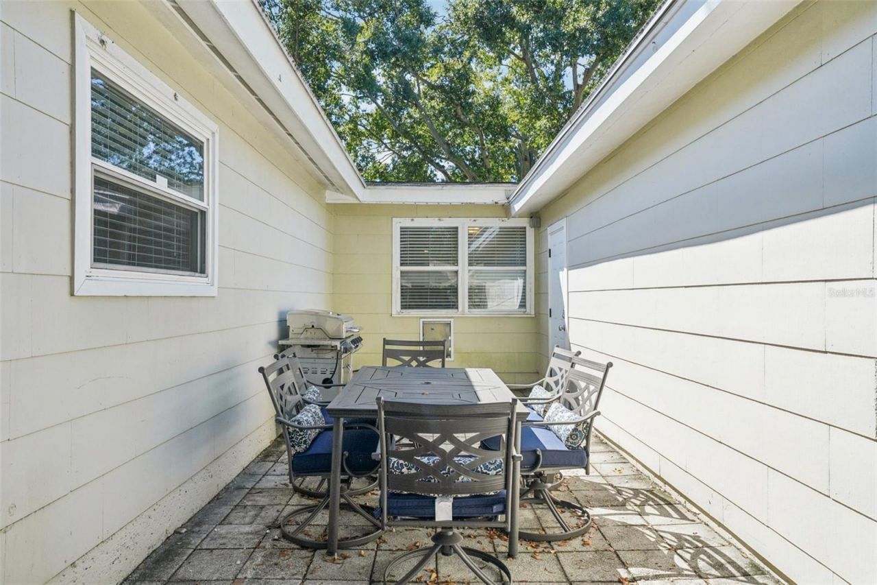 5441 39th Avenue N, Saint Petersburg, FL 33709 Photo