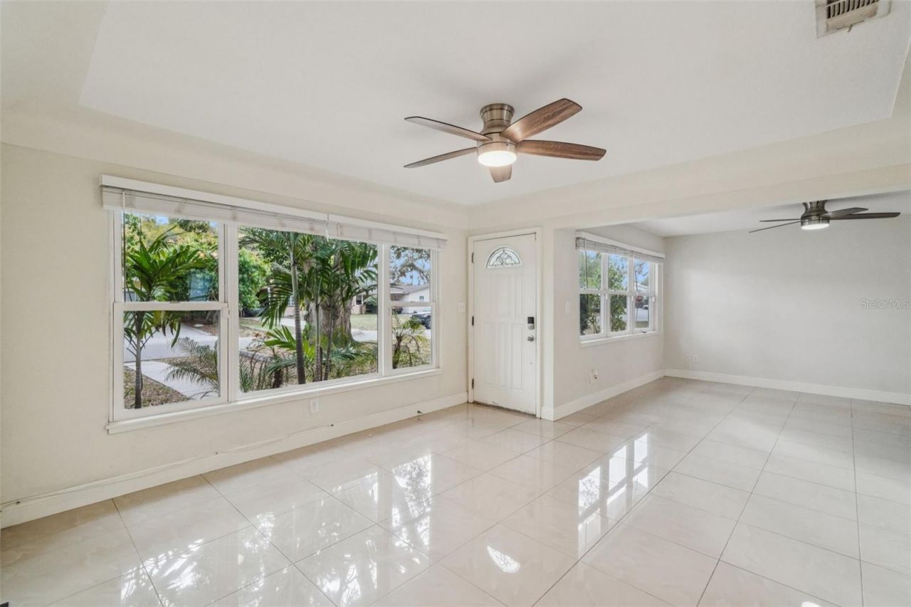 5441 39th Avenue N, Saint Petersburg, FL 33709 Photo