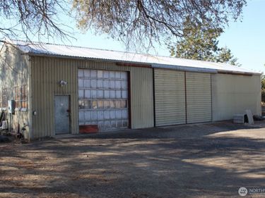 117 S Neilson Road, Lind, WA 99341