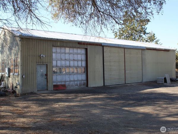 117 S Neilson Road , Lind, WA 99341