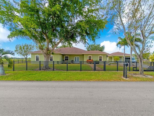 19302 SW 292nd St, Homestead, FL 33030