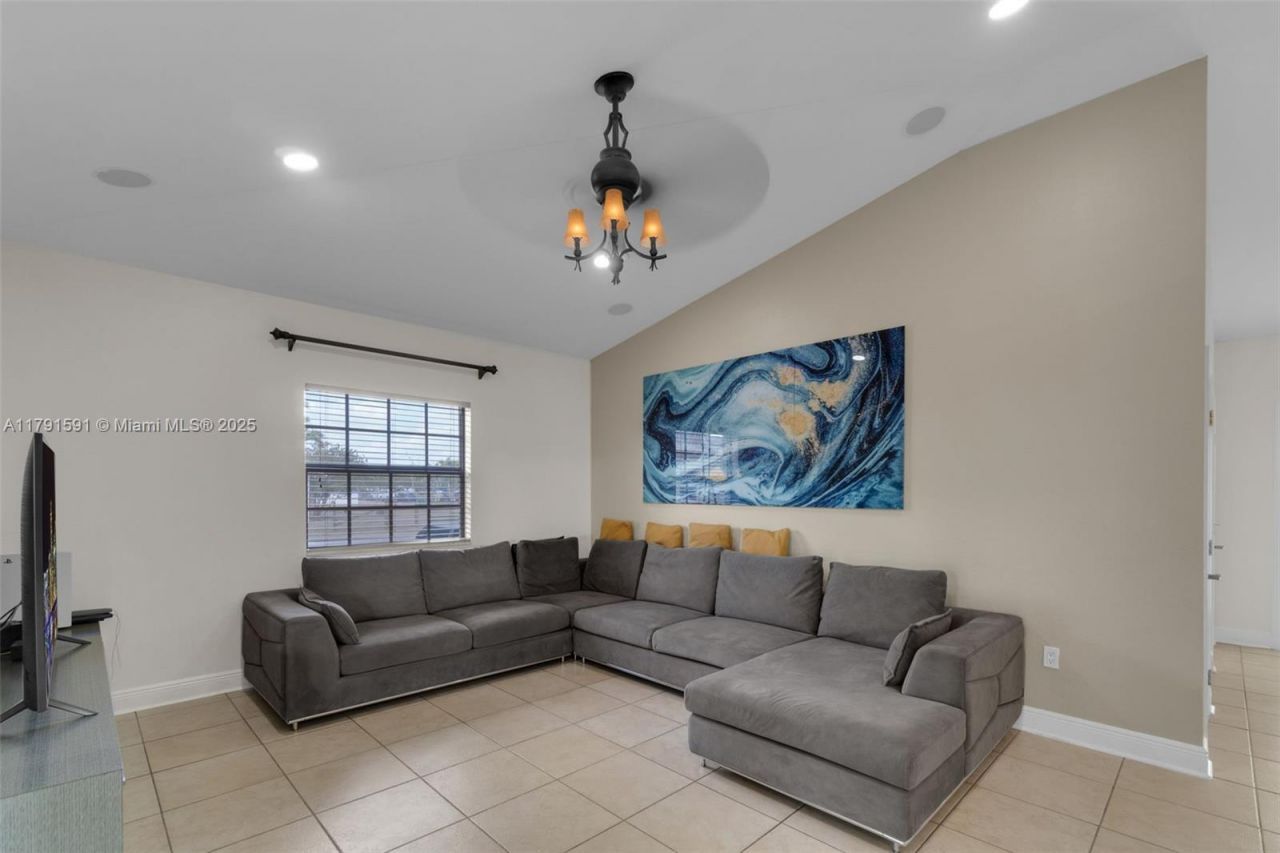 19302 SW 292nd St, Homestead, FL 33030 Photo