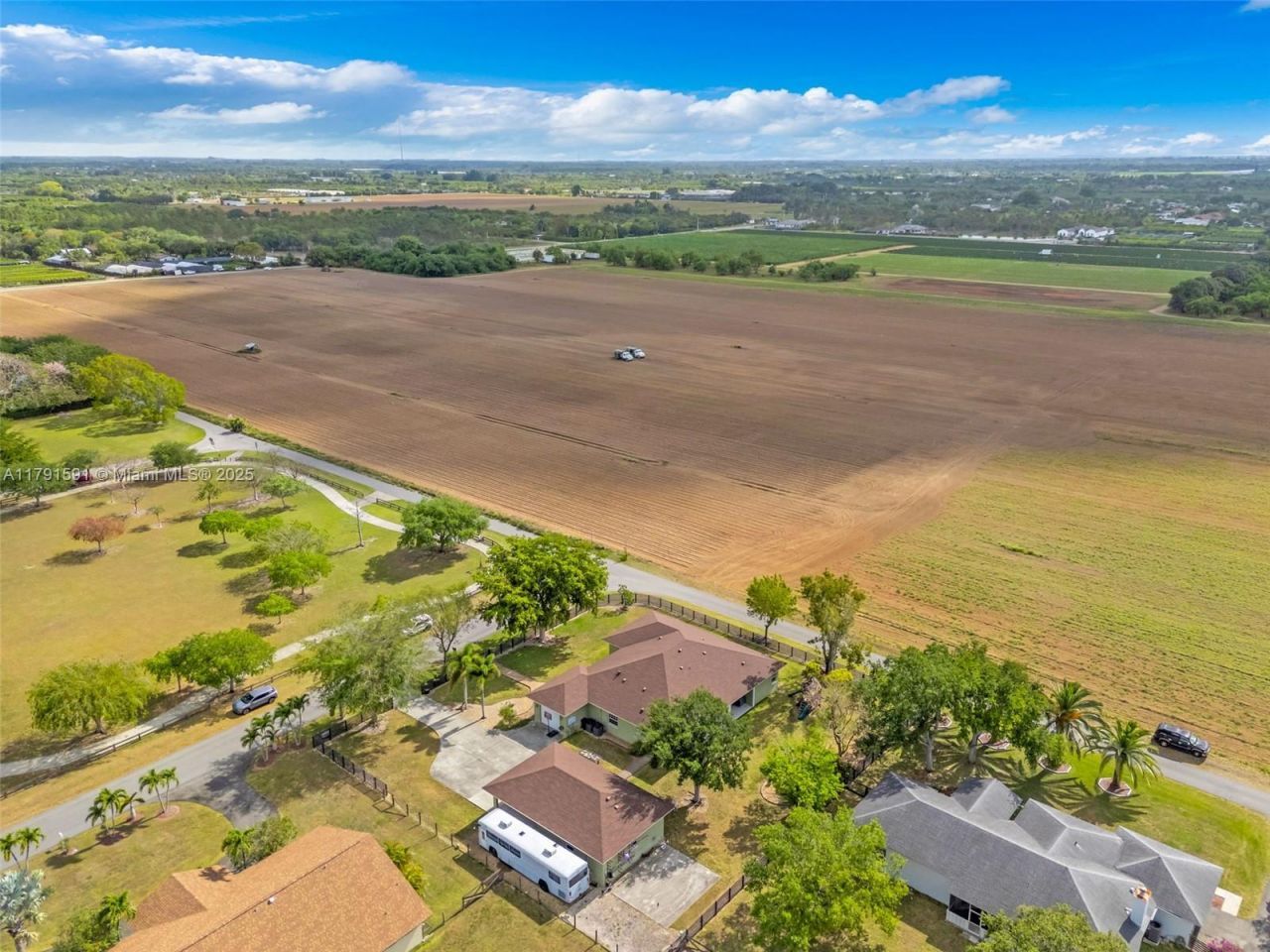 19302 SW 292nd St, Homestead, FL 33030 Photo