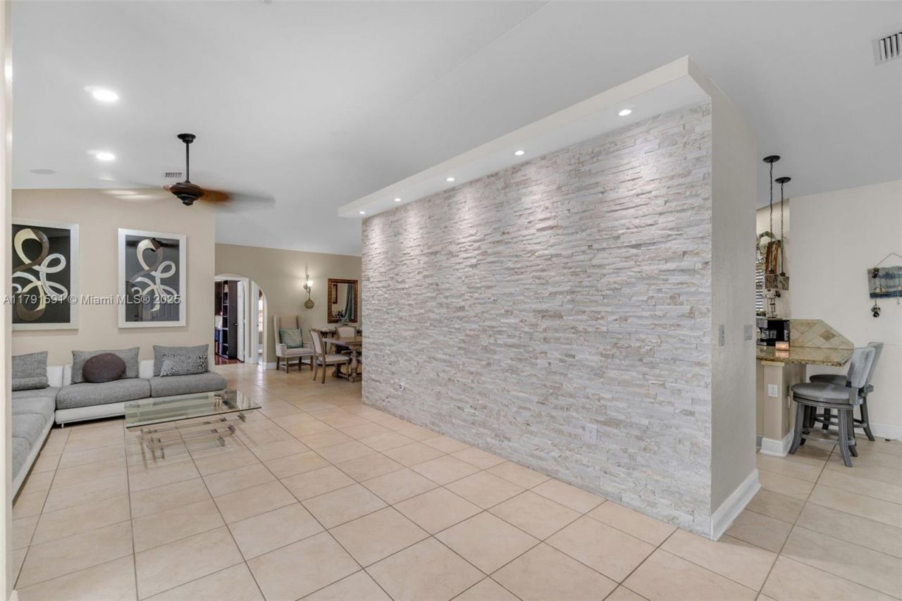 19302 SW 292nd St, Homestead, FL 33030 Photo