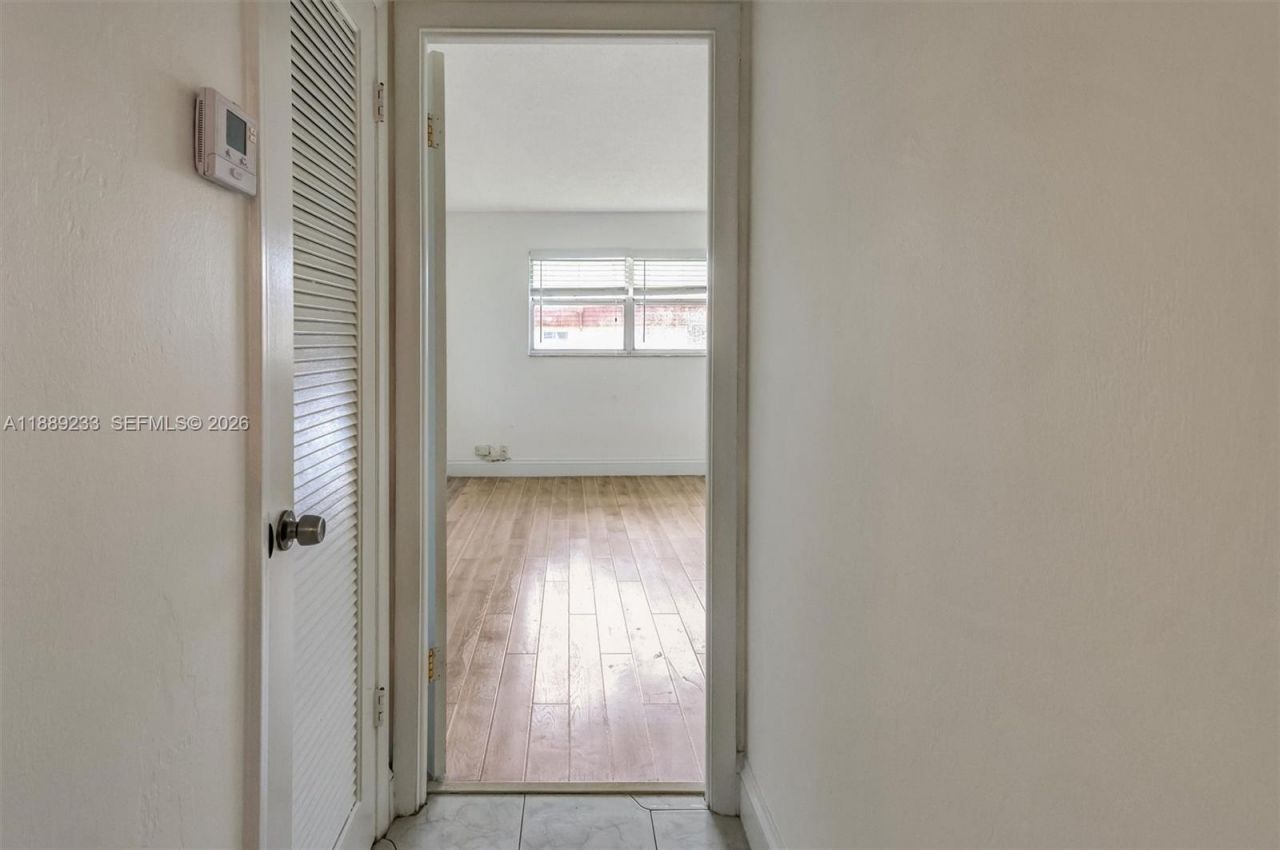 9010 Sunrise Lakes Blvd, Unit 306, Sunrise, FL 33322 Photo