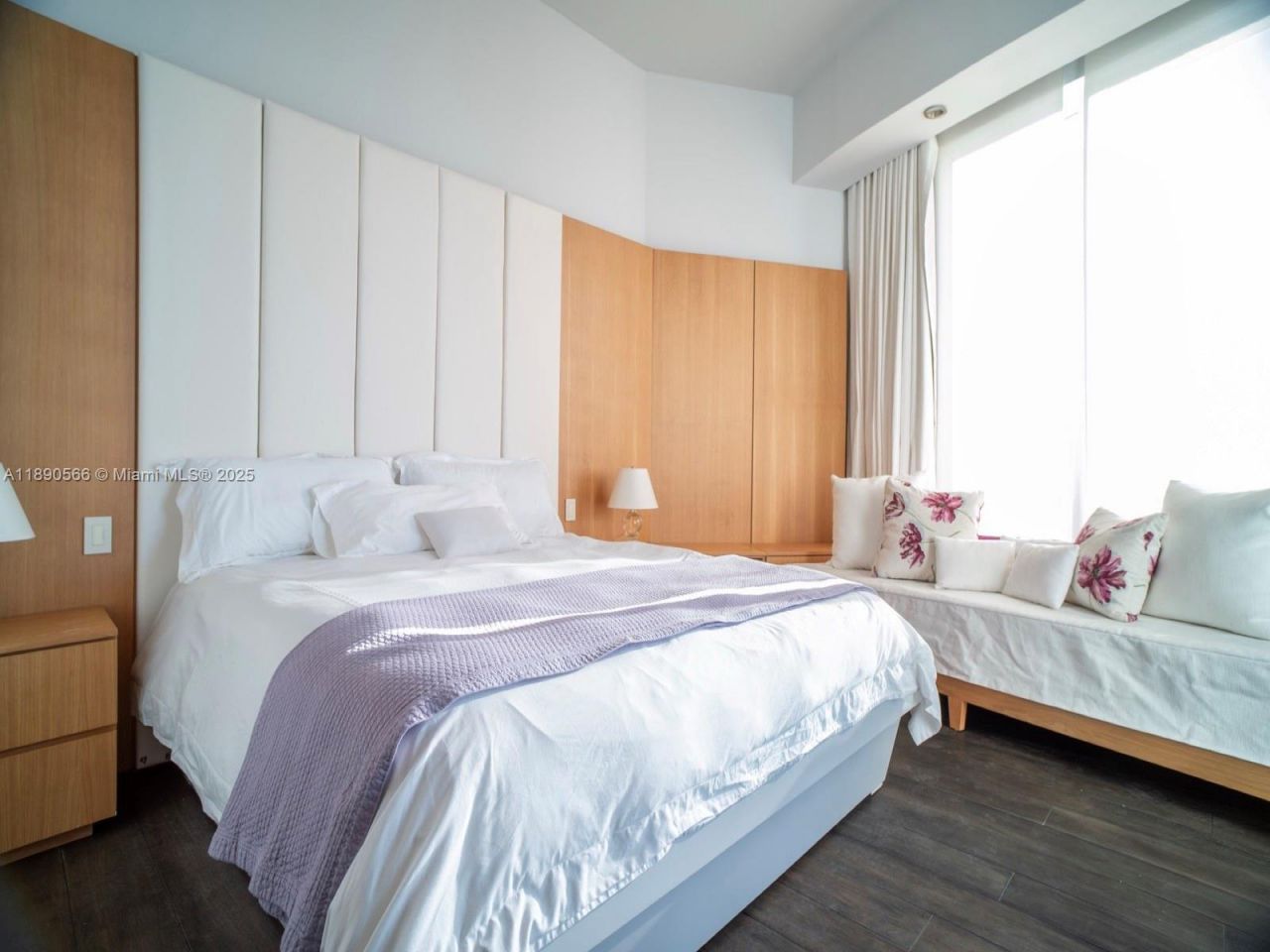 900 Brickell Key Blvd, Unit 2204, Miami, FL 33131 Photo