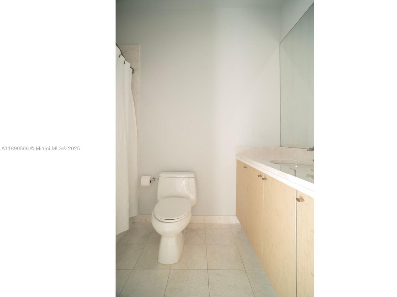 900 Brickell Key Blvd, Unit 2204, Miami, FL 33131 Photo