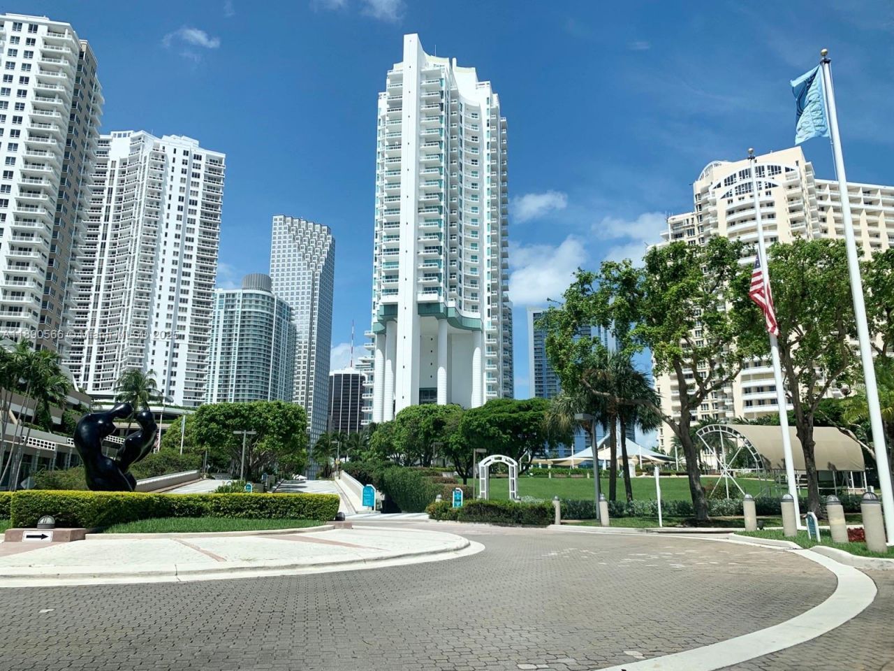 900 Brickell Key Blvd, Unit 2204, Miami, FL 33131 Photo
