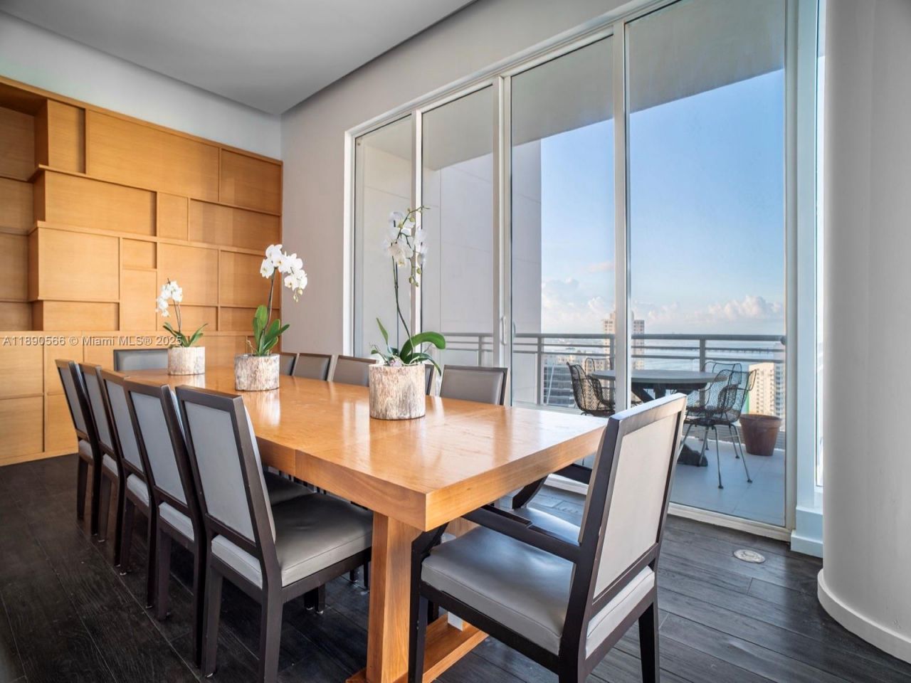 900 Brickell Key Blvd, Unit 2204, Miami, FL 33131 Photo