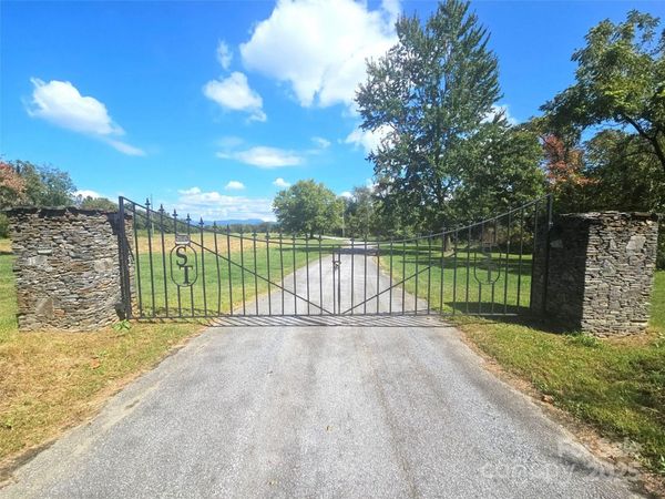 111 Howard Gap Road, Fletcher, NC 28732