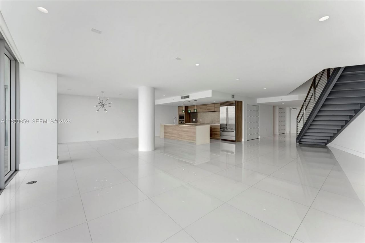 6620 Indian Creek Dr, Unit PH711, Miami Beach, FL 33141 Photo