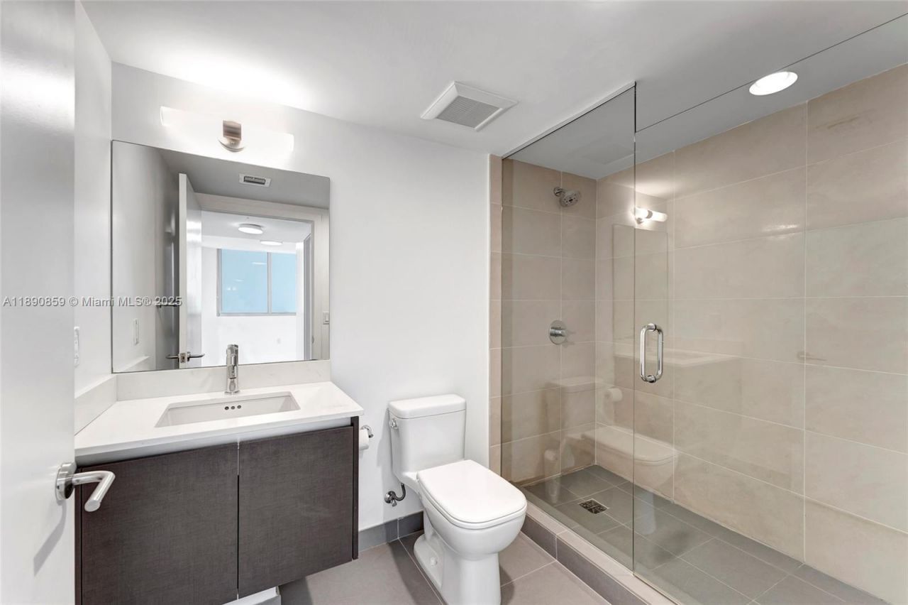 6620 Indian Creek Dr, Unit PH711, Miami Beach, FL 33141 Photo