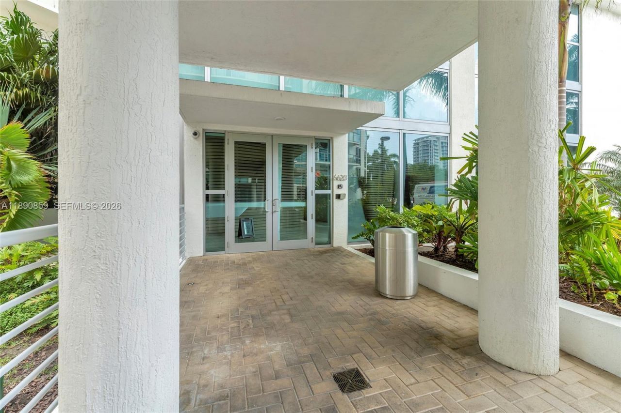 6620 Indian Creek Dr, Unit PH711, Miami Beach, FL 33141 Photo