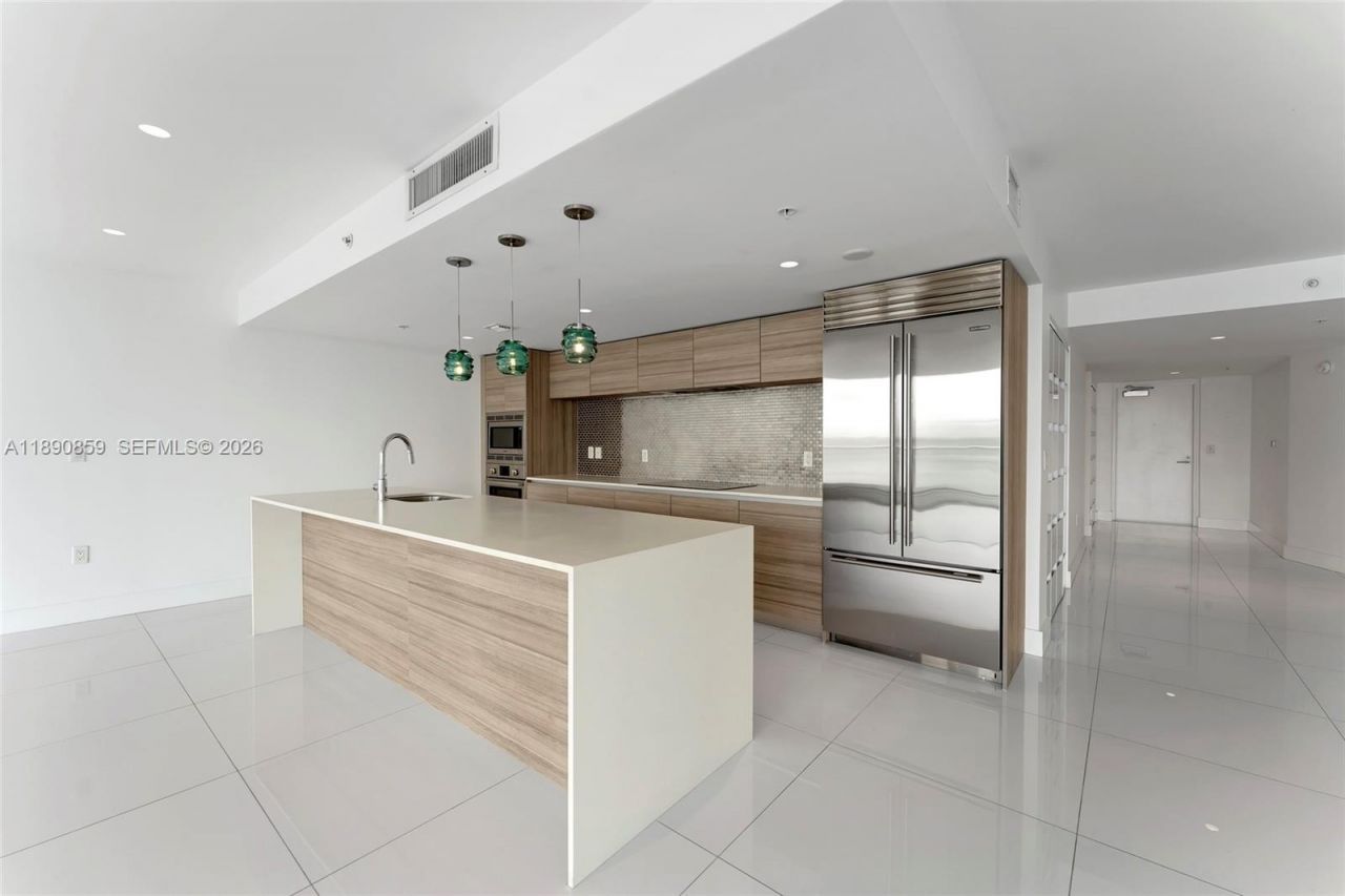 6620 Indian Creek Dr, Unit PH711, Miami Beach, FL 33141 Photo