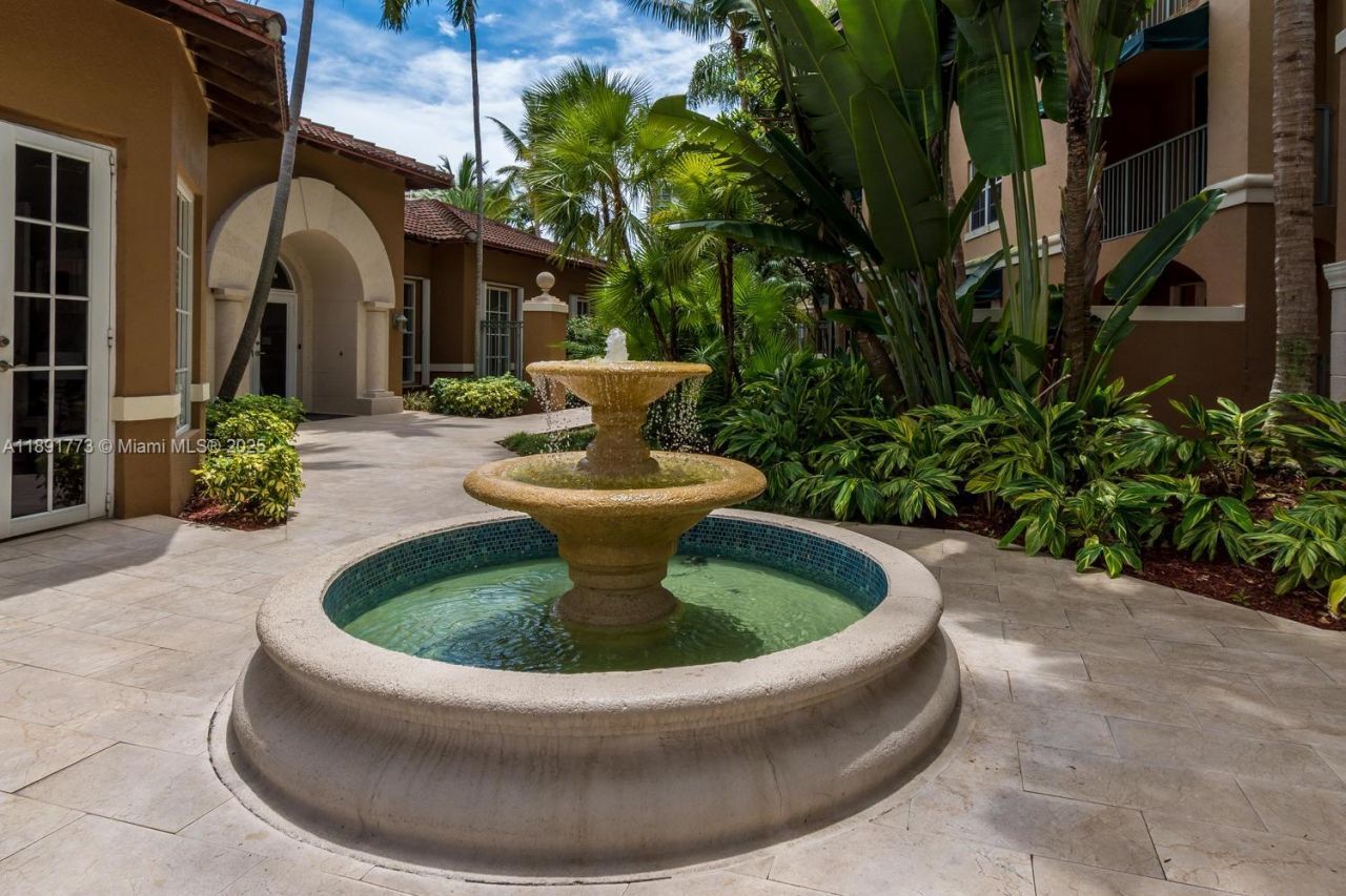 19801 E Country Club Dr, Unit 4501, Aventura, FL 33180 Photo