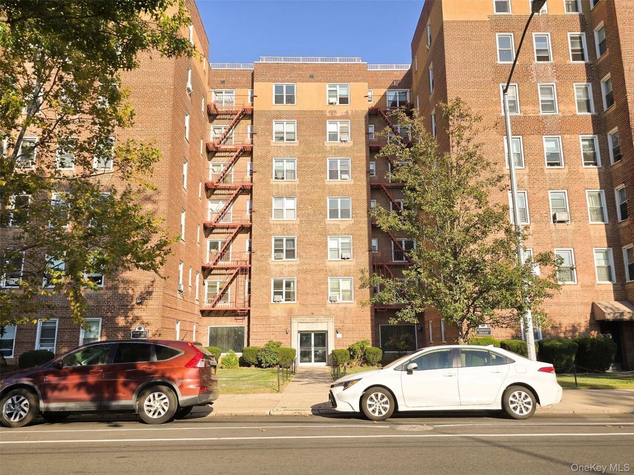 30-11 Parsons Boulevard, Unit 4O, Flushing, NY 11354 Main Photo