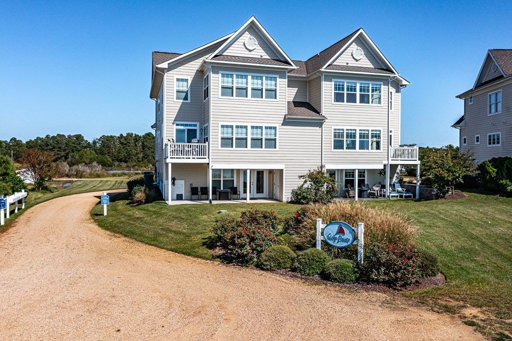 562 Riverside Drive, Lancaster, VA 22503 Main Photo