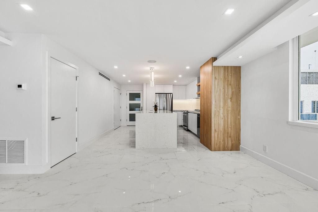 545 S Fort Lauderdale Beach Boulevard, Unit 1701, Fort Lauderdale, FL 33316 Photo