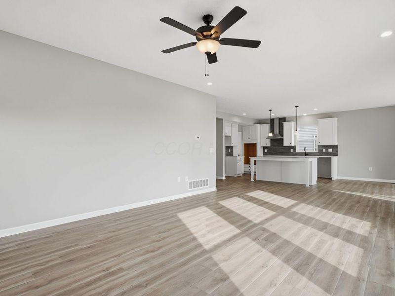 5737 Shadowfair Lane, Powell, OH 43065 Photo 10