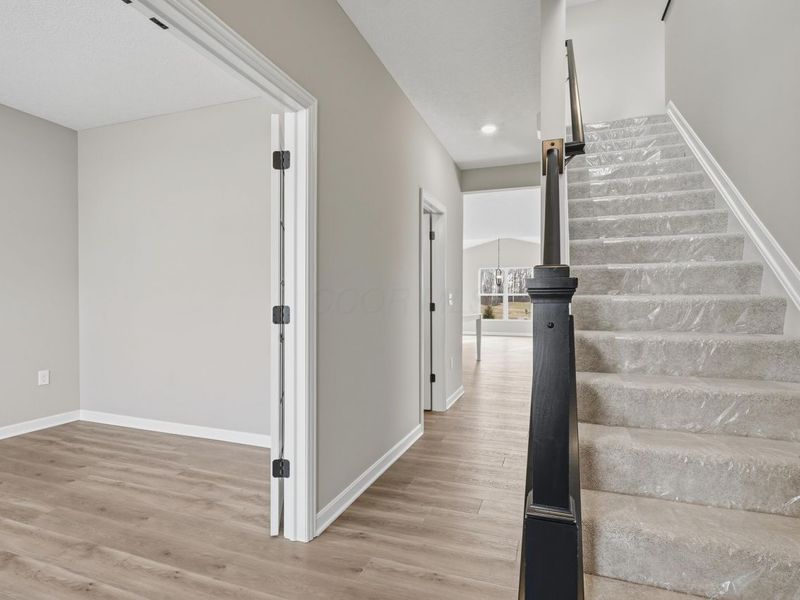 5737 Shadowfair Lane, Powell, OH 43065 Photo 4