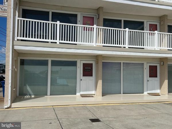 427 E MONTEREY AVENUE, WILDWOOD, NJ 08260