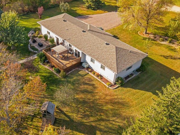 38397 Richmond Heights Drive, Aberdeen, SD 57401