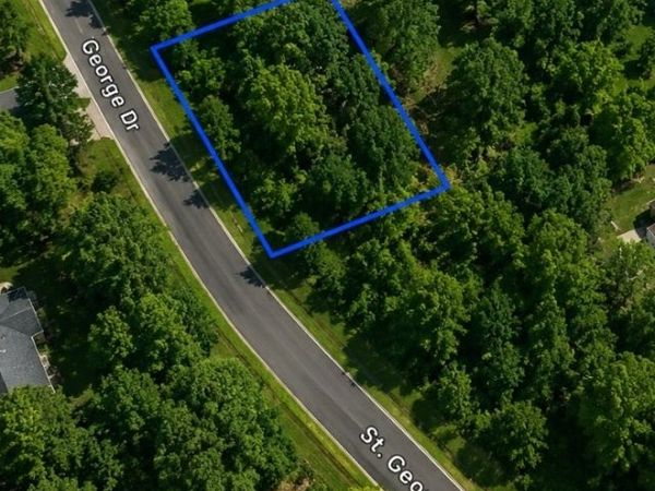 207 Saint George Dr, Crossville, TN 38558