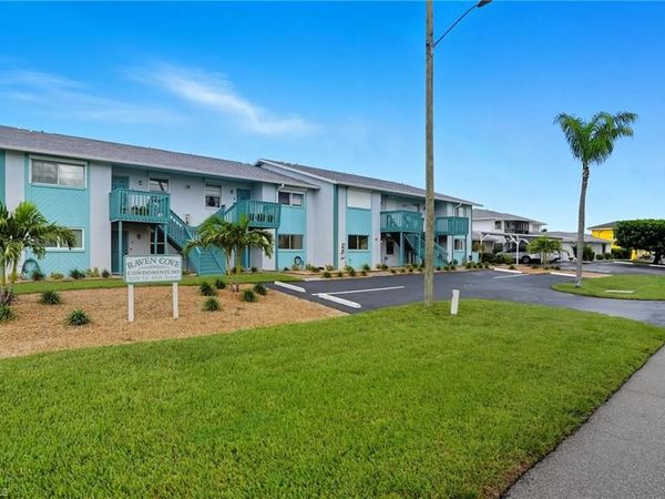 1005 SE 40th ST, Unit 4, CAPE CORAL, FL 33904