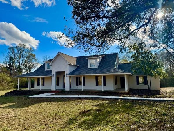 2288 Chesterville Road, Tupelo, MS 38801